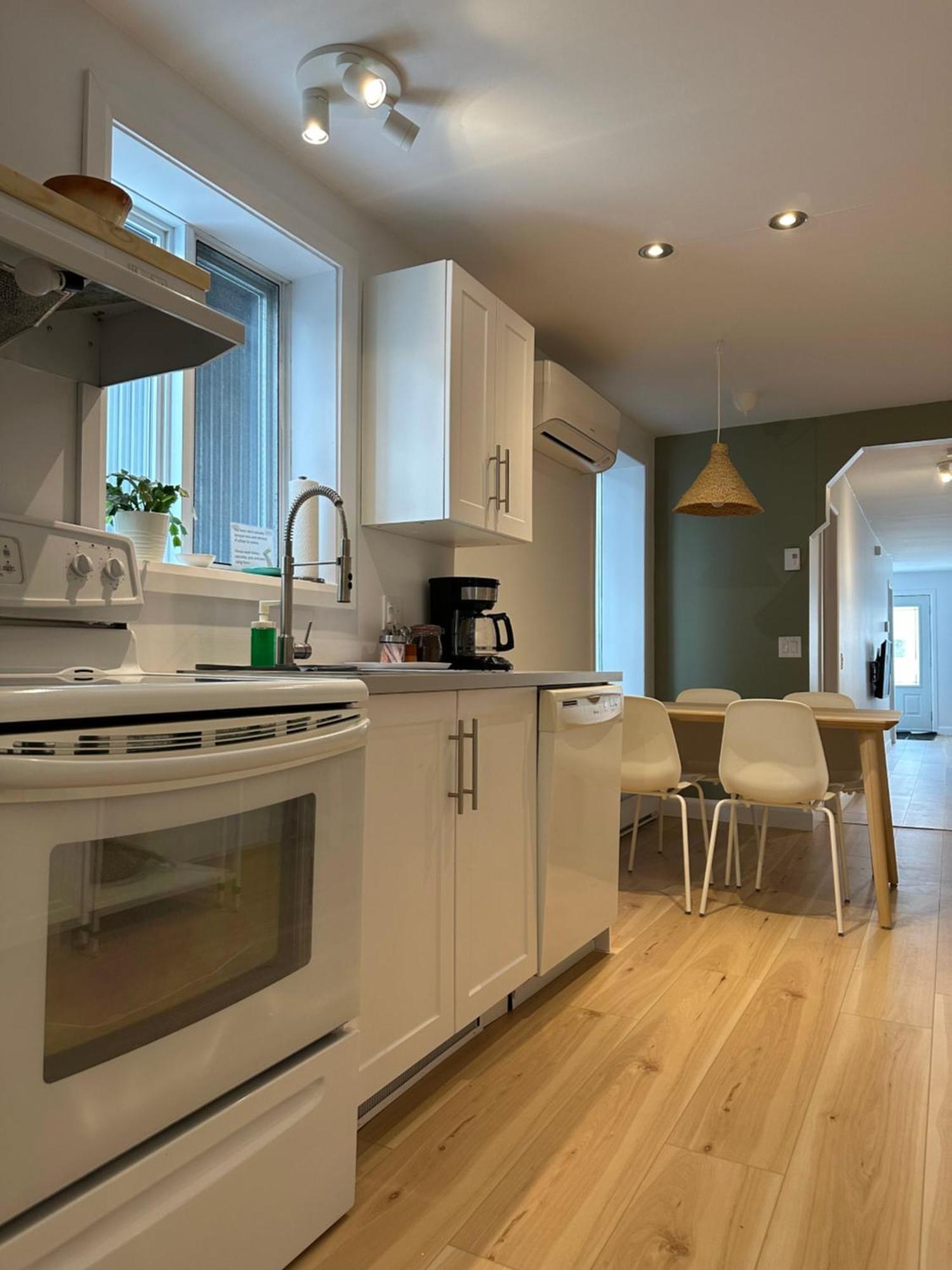 Le 315B Limoilou "Parking Inclus" Apartment Квебек Екстериор снимка